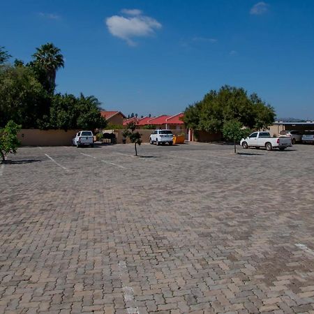 Bed and Breakfast Tambati Overnight And Conference Center Polokwane Exterior foto